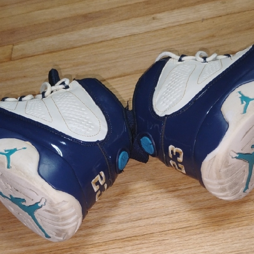 Air Jordan 9 Retro “Flint Grey / French Blue” – White and Navy Athletic Sneakers - Picture 7 of 12